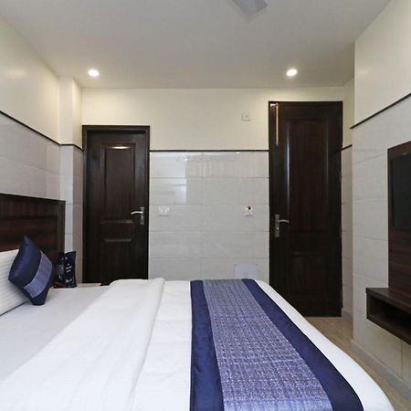 Hotel Usa นิวเดลี ภายนอก รูปภาพ